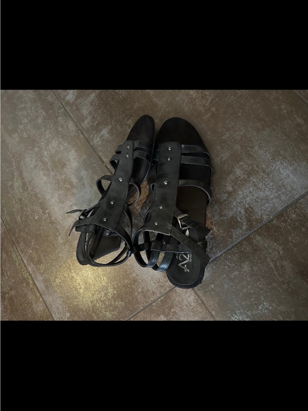 A2 by Aerosoles Black womens gladiator heeled sandal size 10